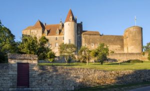 Forteresse de Châteauneuf en Auxois