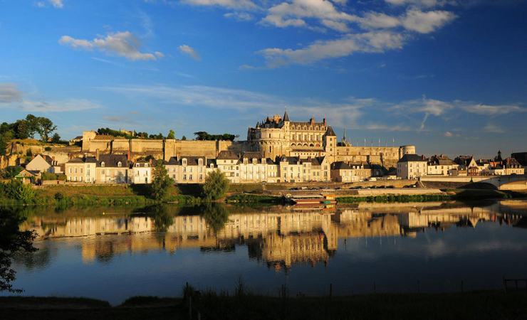 bicycle tours loire valley france Amboise