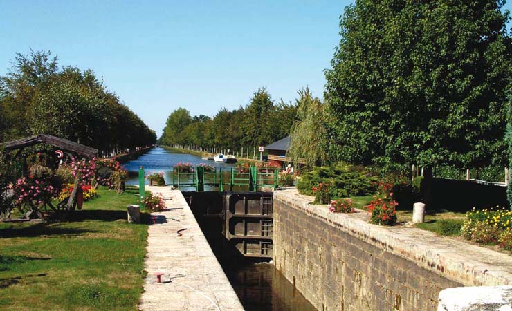 Lock in Voie Verte cycling path