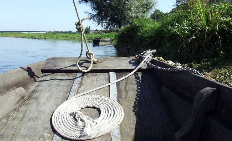 Loire boat