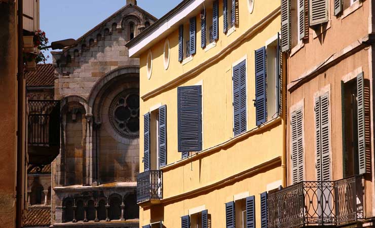 Mâcon street