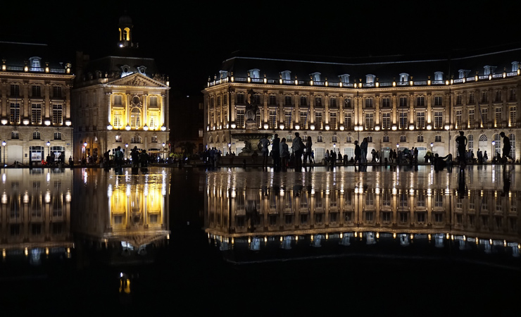 mirror water - Bordeaux