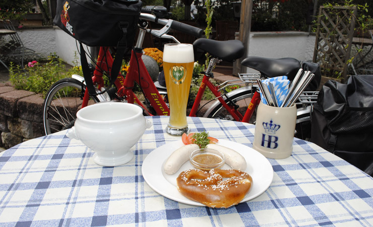 Weiss wurst and wheat beer