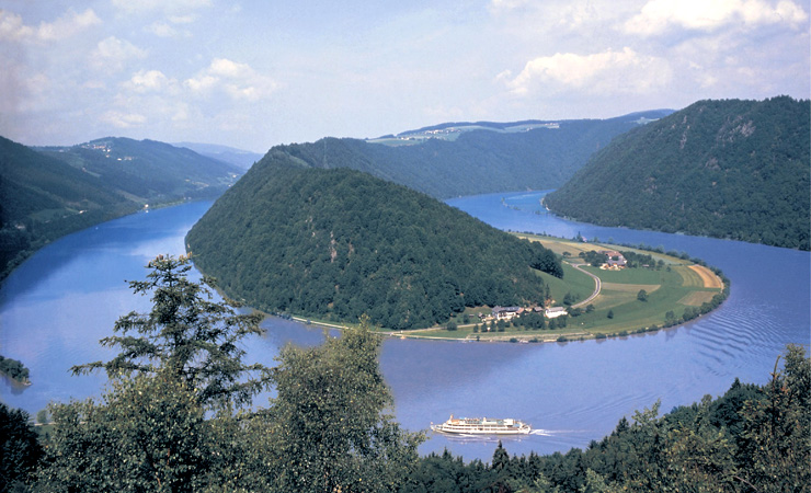 eurobike-donau-radweg-mit-kindern-schloegener-schlinge-schiff-11