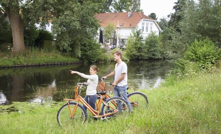 Family bike tour in Holland