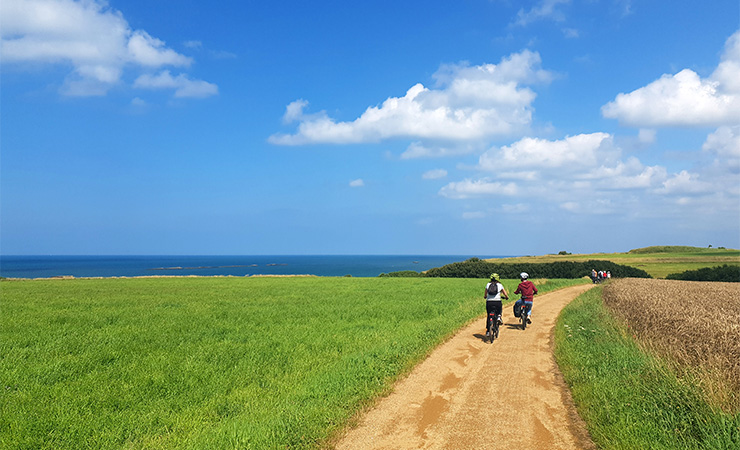 Vélomaritime cycling path in the Bessin