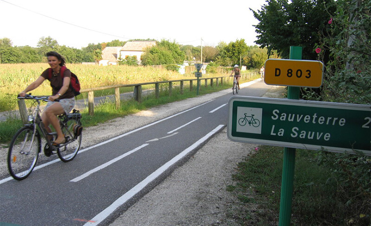 R. Lapebie cycling path